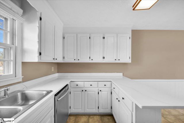 132 Waverly Street, Easley, SC 29642