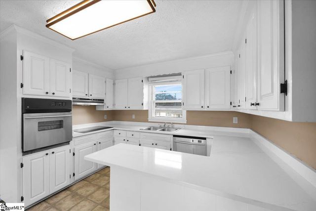 132 Waverly Street, Easley, SC 29642