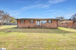 132 Waverly Street, Easley, SC 29642