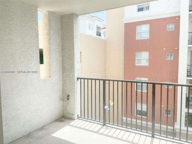 17150 N Bay Rd 2602, Sunny Isles Beach, FL 33160