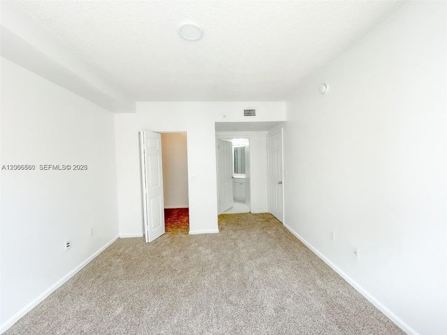 17150 N Bay Rd 2602, Sunny Isles Beach, FL 33160