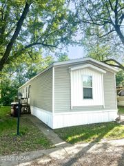 1132 Crestwood Drive, Lima, OH 45805