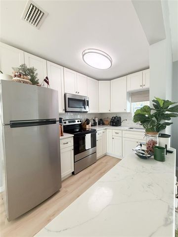 175 133RD AVENUE E, Madeira Beach, FL 33708