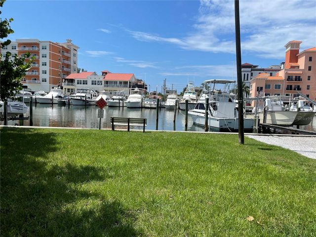 175 133RD AVENUE E, Madeira Beach, FL 33708