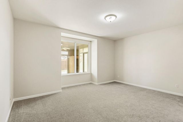 7552 Abbey Cir, Elk Grove, CA 95757