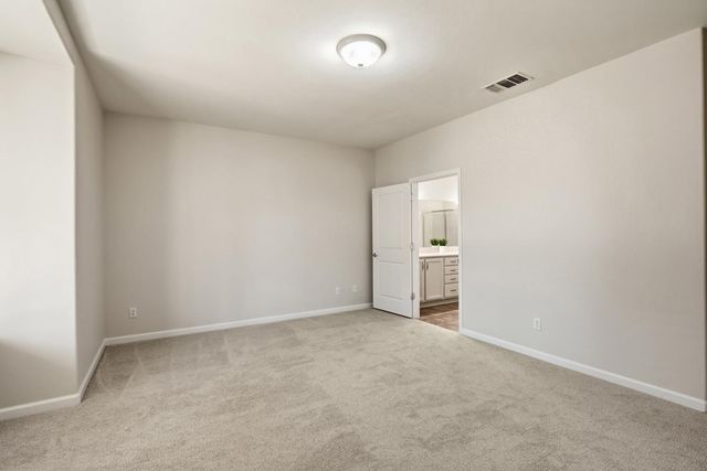7552 Abbey Cir, Elk Grove, CA 95757