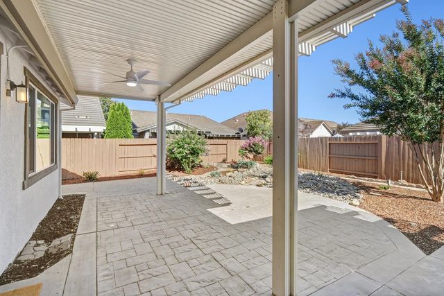 7552 Abbey Cir, Elk Grove, CA 95757