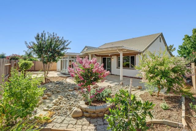 7552 Abbey Cir, Elk Grove, CA 95757