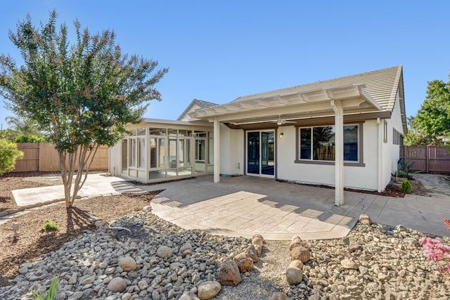 7552 Abbey Cir, Elk Grove, CA 95757