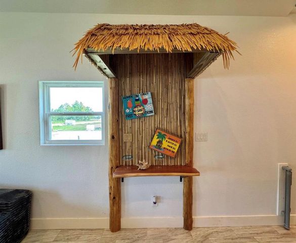 506 Jenni Lane, San Leon, TX 77539