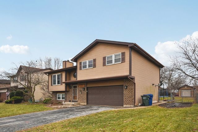 7553 W Inverness Lane, Frankfort, IL 60423