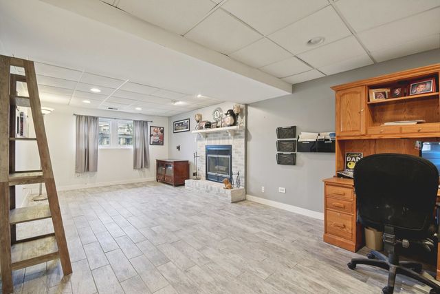 7553 W Inverness Lane, Frankfort, IL 60423