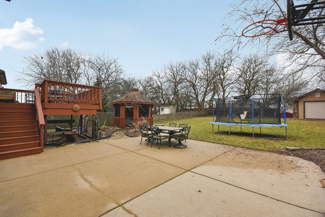 7553 W Inverness Lane, Frankfort, IL 60423