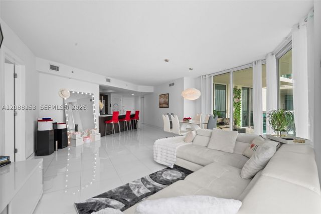 150 Sunny Isles Blvd 1-1004, Sunny Isles Beach, FL 33160