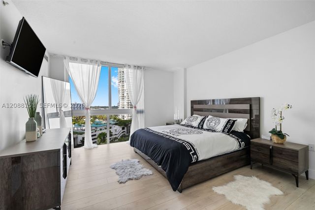 150 Sunny Isles Blvd 1-1004, Sunny Isles Beach, FL 33160