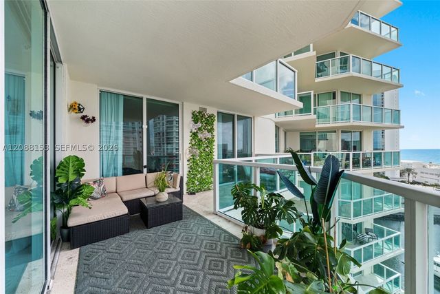 150 Sunny Isles Blvd 1-1004, Sunny Isles Beach, FL 33160