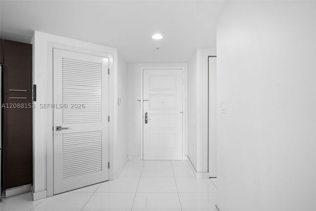 150 Sunny Isles Blvd 1-1004, Sunny Isles Beach, FL 33160