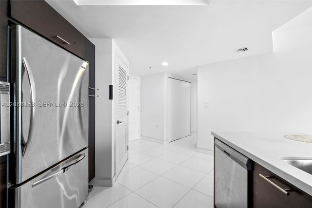 150 Sunny Isles Blvd 1-1004, Sunny Isles Beach, FL 33160