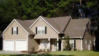 69 Chinaberry Dr, Hilton Head Island, SC 29926