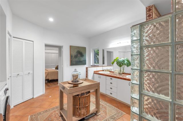 1864 CLEMATIS ST STREET, Sarasota, FL 34239