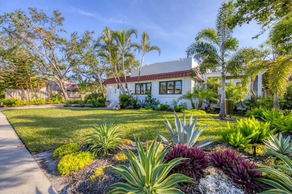 1864 CLEMATIS ST STREET, Sarasota, FL 34239