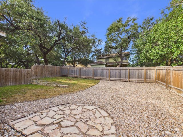 2511 Keepsake DR, Austin, TX 78745