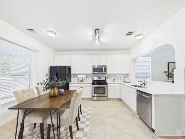 2511 Keepsake DR, Austin, TX 78745