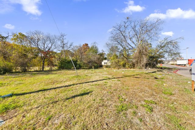 401 E Malloy Bridge Road, Seagoville, TX 75159