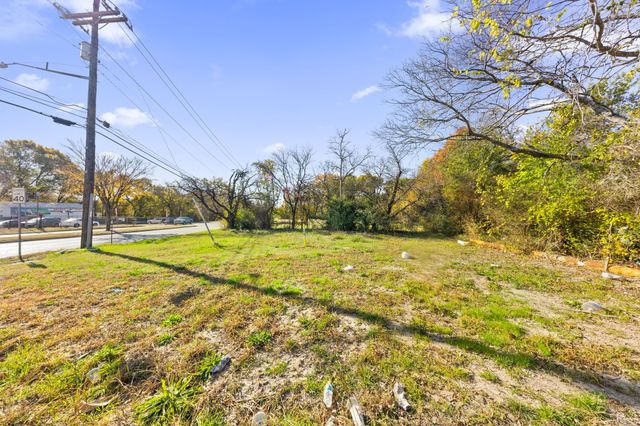 401 E Malloy Bridge Road, Seagoville, TX 75159