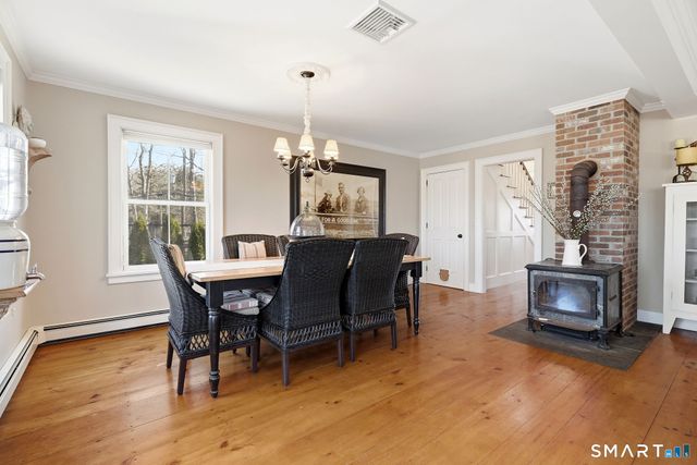 1 Hathaway Road, East Lyme, CT 06333
