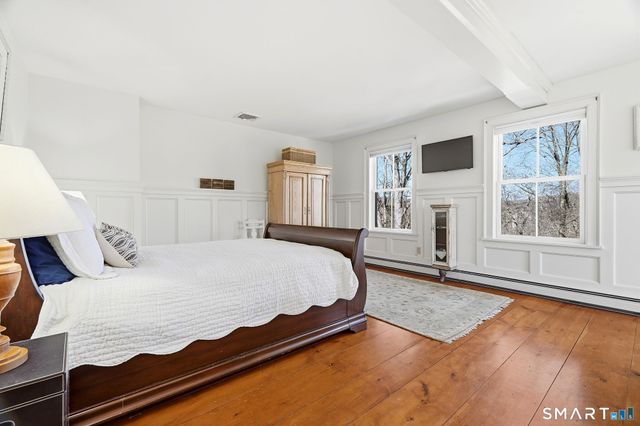 1 Hathaway Road, East Lyme, CT 06333