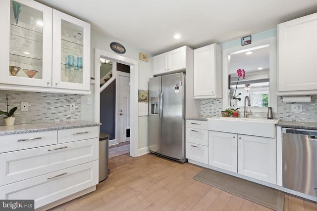 620 CROWN ST, Morrisville, PA 19067
