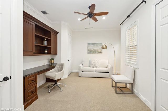 6501 Crown Colony PL 4-201, Naples, FL 34108