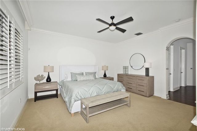 6501 Crown Colony PL 4-201, Naples, FL 34108