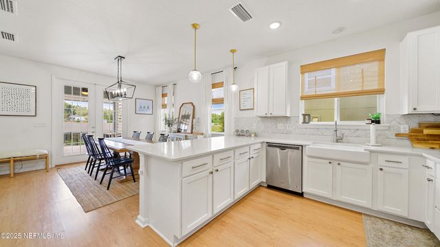 9658 FREEFALL Road, Jacksonville, FL 32221