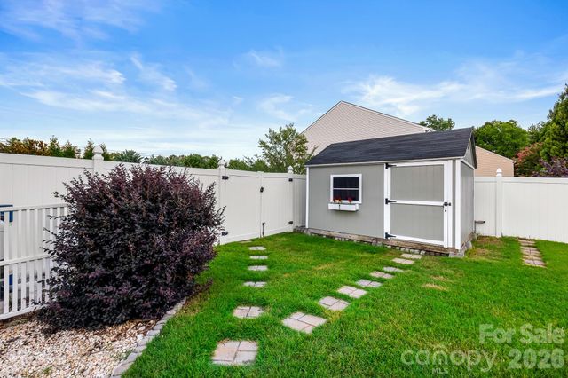 191 Old Carriage Road, Clover, SC 29710