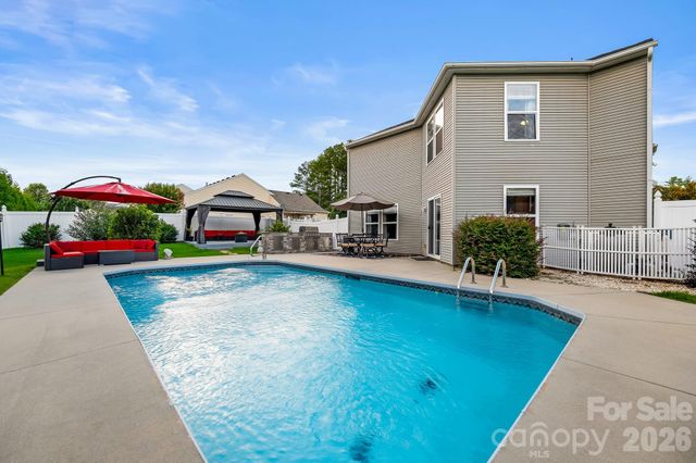 191 Old Carriage Road, Clover, SC 29710