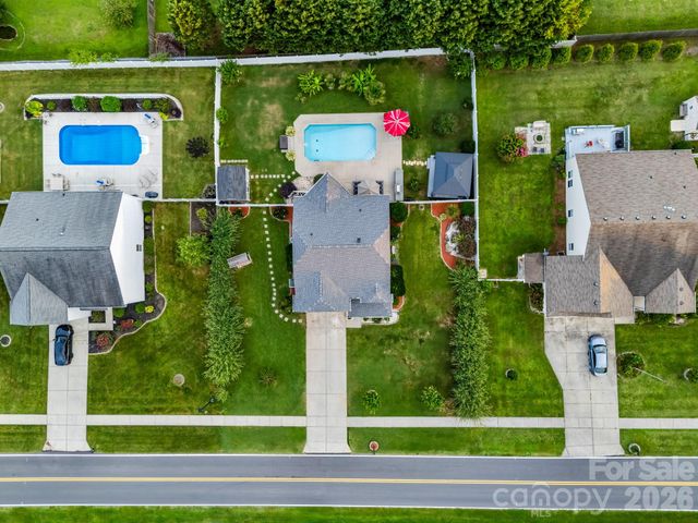 191 Old Carriage Road, Clover, SC 29710