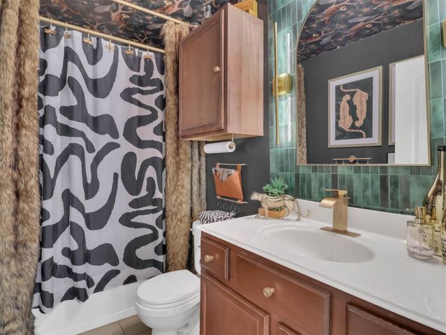 11114 Panther Court, Houston, TX 77099