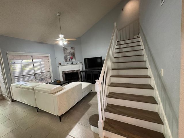 940 DOUGLAS AVENUE 218, Altamonte Springs, FL 32714