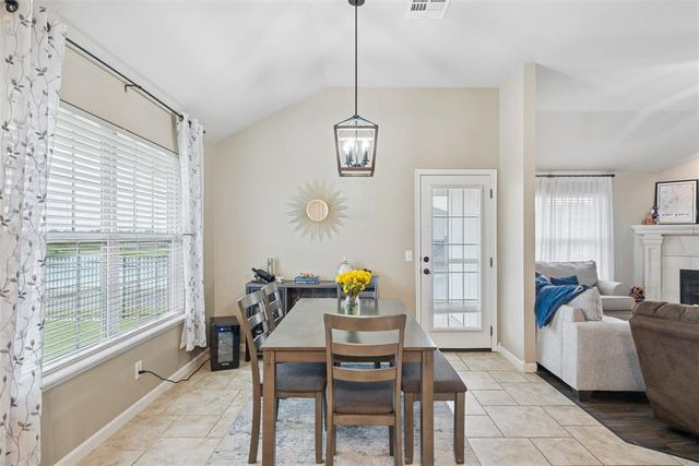 4229 Syracuse Street, Moore, OK 73160