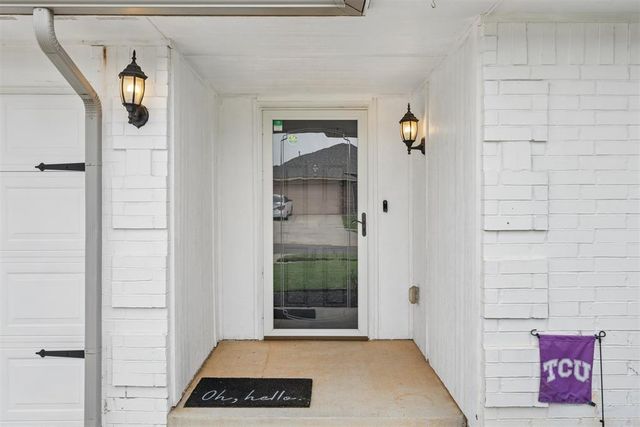 4229 Syracuse Street, Moore, OK 73160