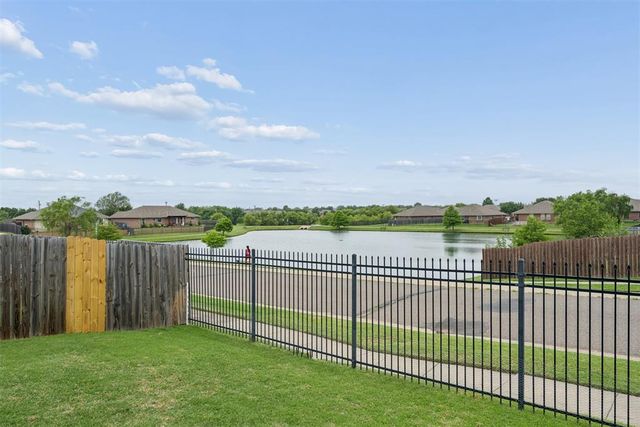 4229 Syracuse Street, Moore, OK 73160