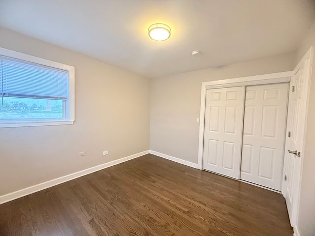 8038 Grand Avenue 2N, River Grove, IL 60171