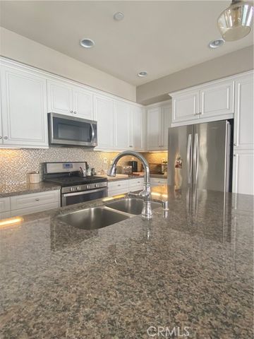 31896 Calle Luz, Temecula, CA 92592