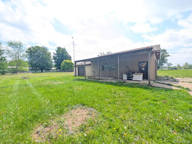 7032 Neff Road, Mt. Morris Township, MI 48458