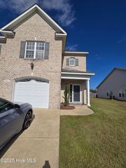 2041 Cambria Drive B, Greenville, NC 27834