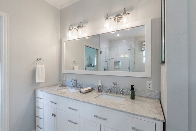 125 Bay Tree Trail, Mabank, TX 75156