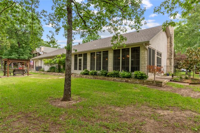 125 Bay Tree Trail, Mabank, TX 75156