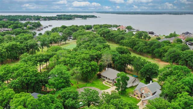 125 Bay Tree Trail, Mabank, TX 75156